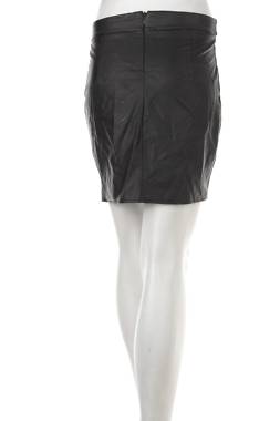Кожена пола Boohoo2 - Contour.bg Кожена пола Boohoo2