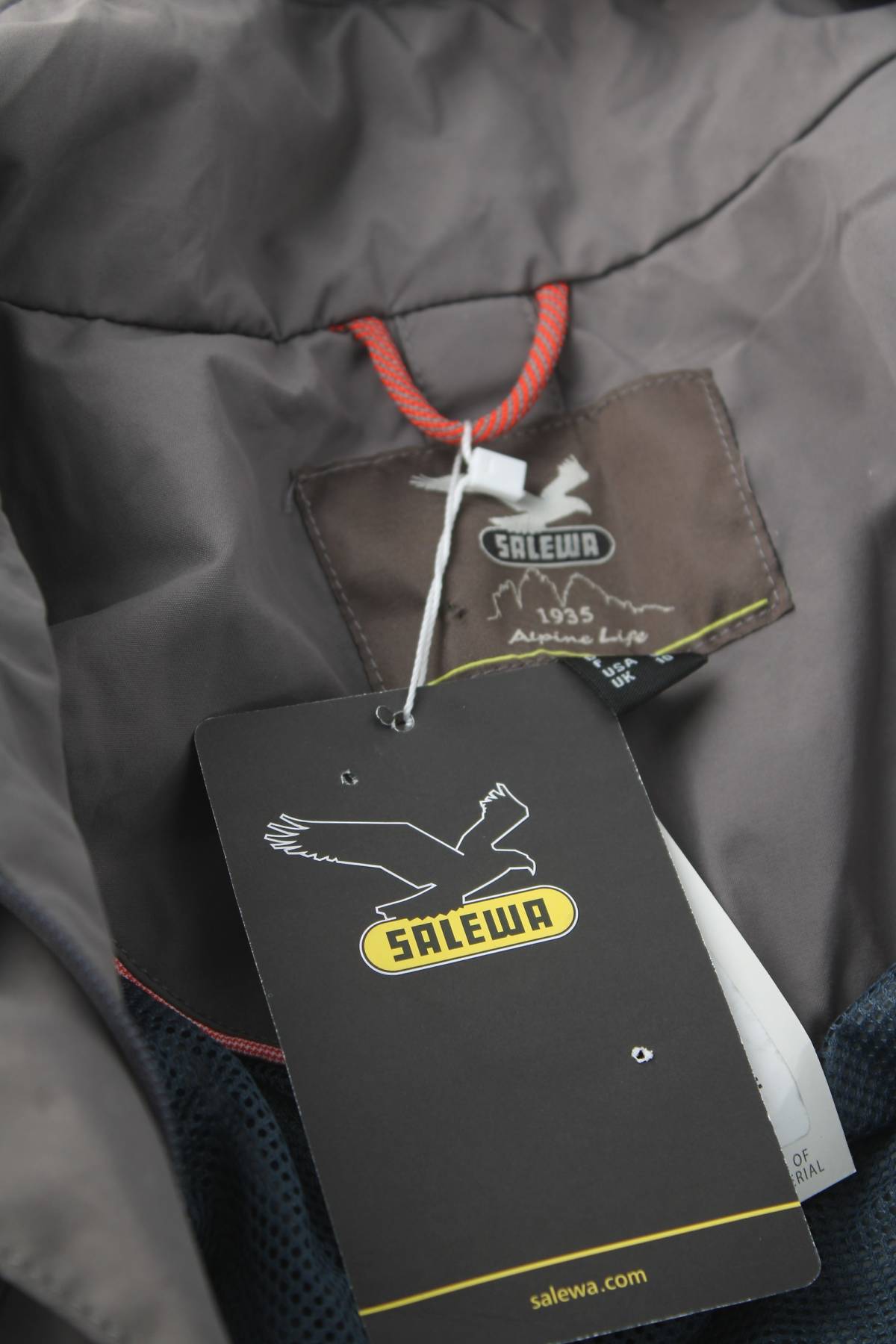 Дамско яке Salewa4