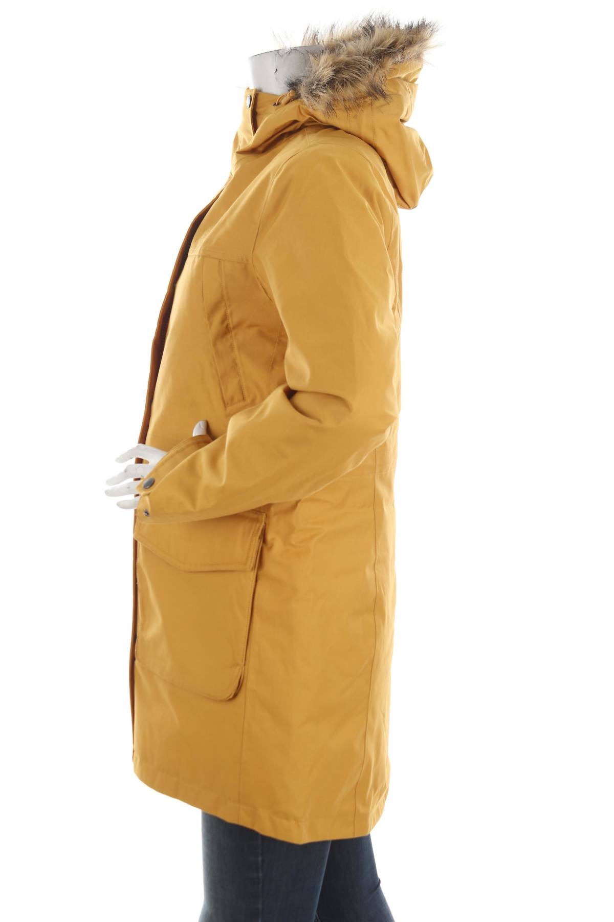 Дамско яке Jack Wolfskin3 - Contour.bg Дамско яке Jack Wolfskin3