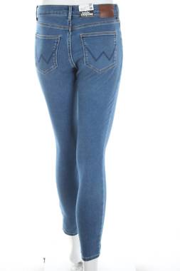 Γυναικεία τζιν Wrangler2
