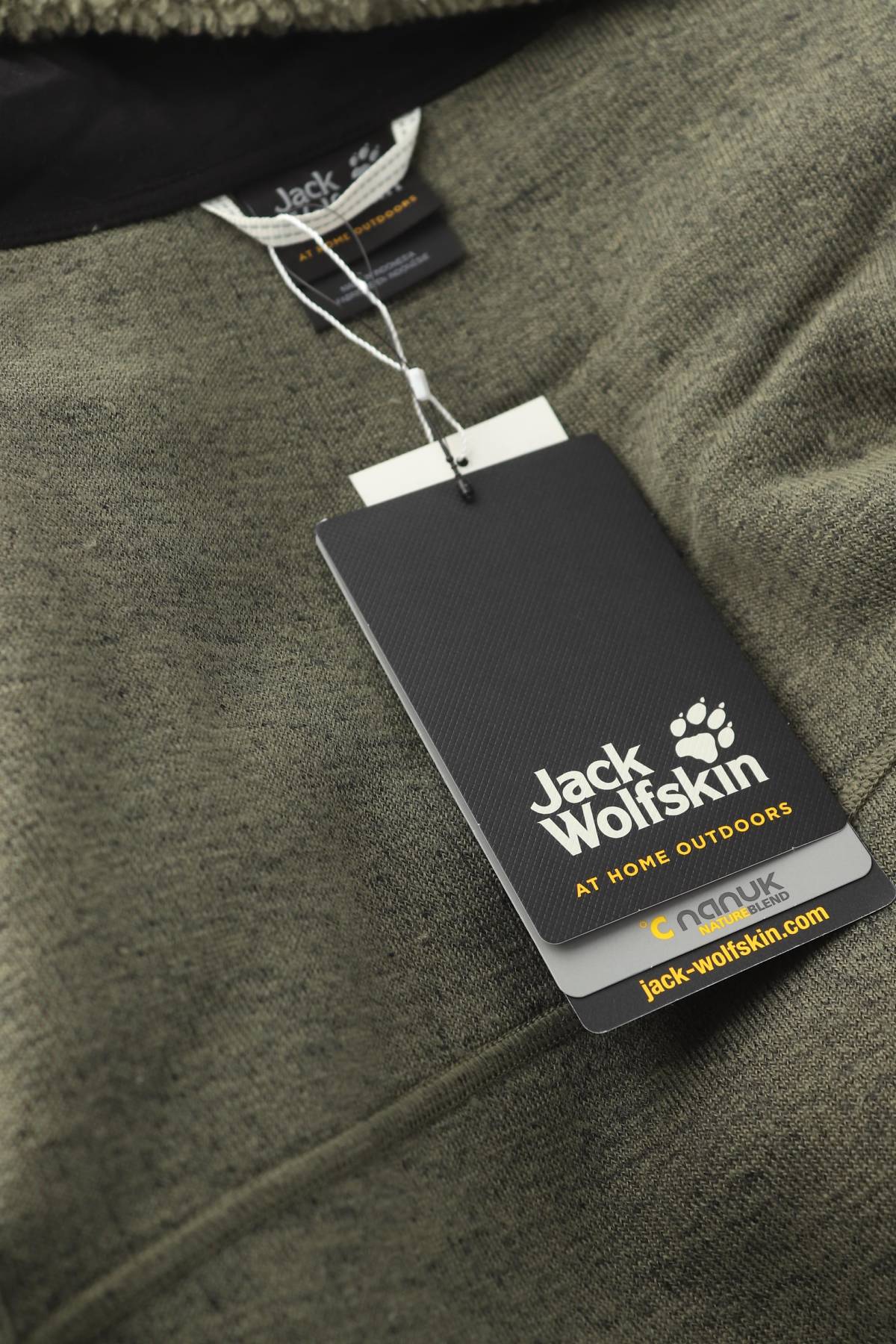 Преходно яке Jack Wolfskin4 - Contour.bg Преходно яке Jack Wolfskin4
