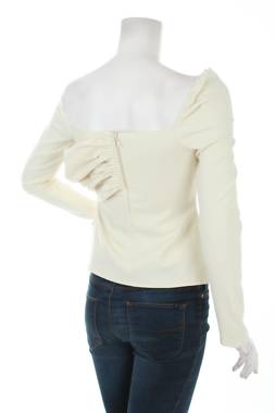 Γυναικεία μπλούζα Pretty Lavish2