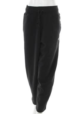 Дамско спортно долнище Nike1