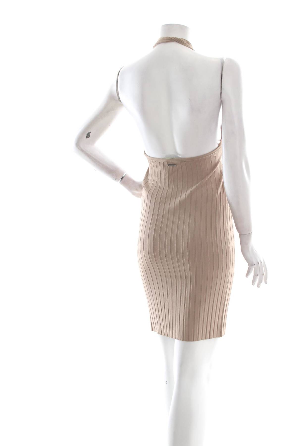 Φορέματα Guess2