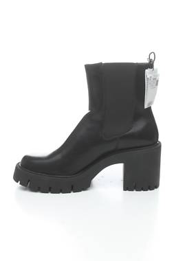 Дамски боти Mango2