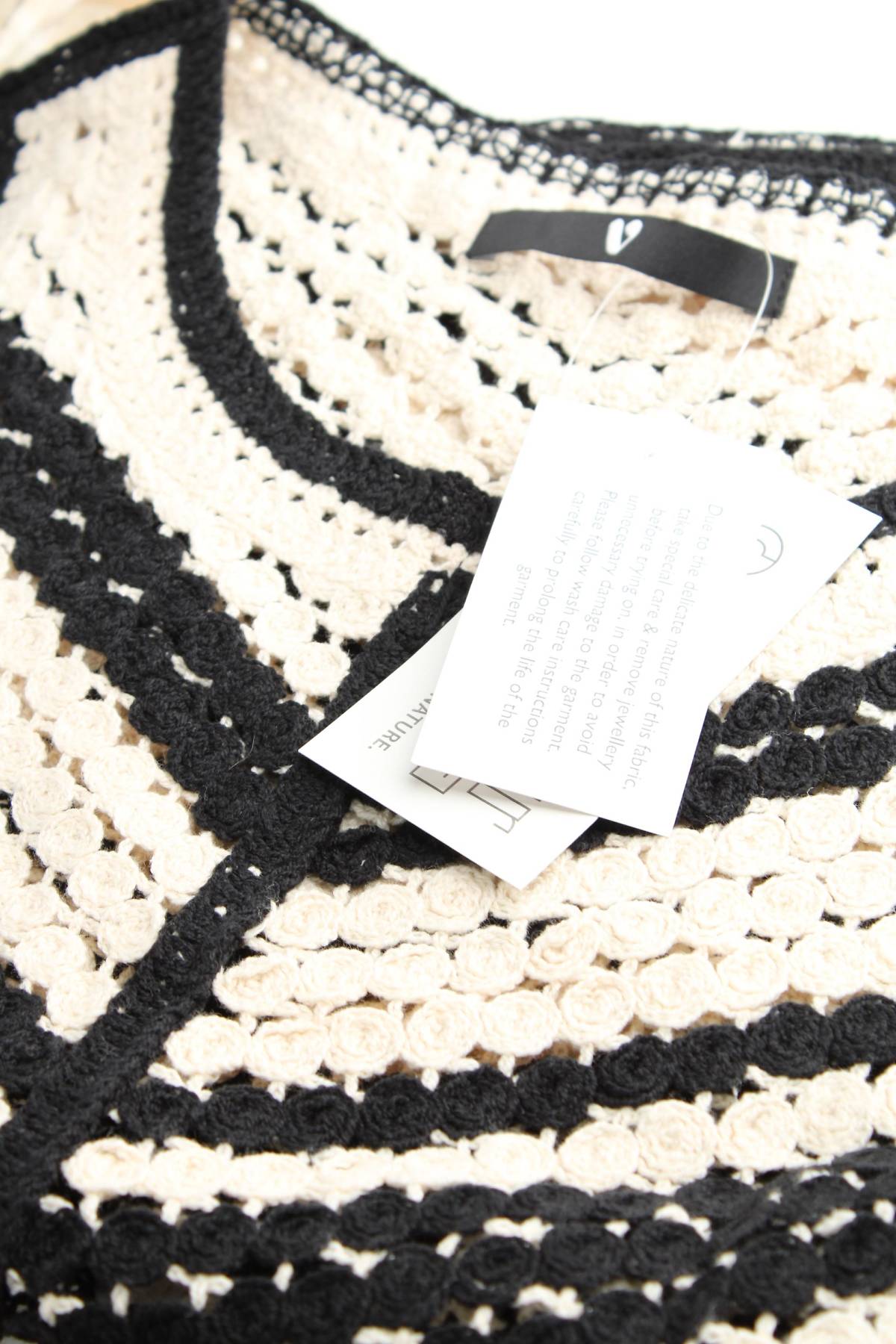 Γυναικείο αμάνικο V by Very2