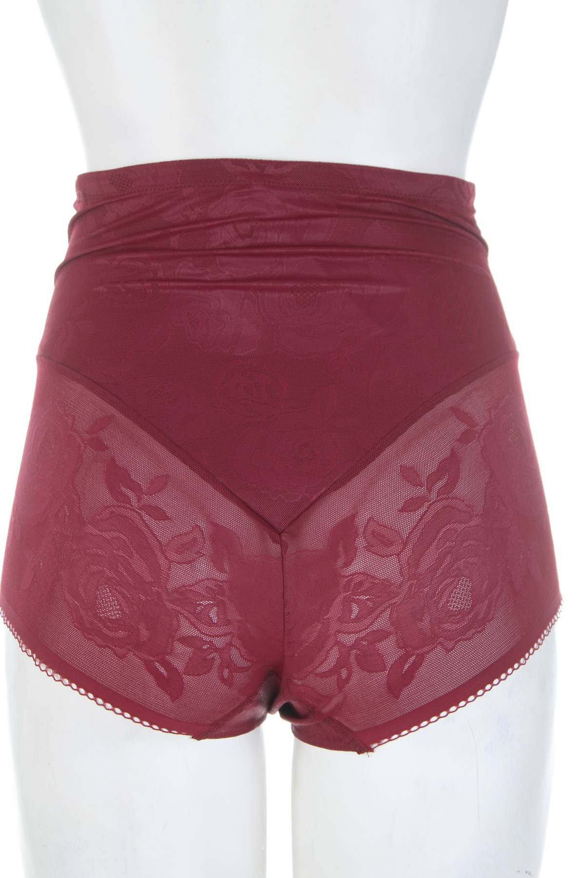 Стягащо бельо Triumph2