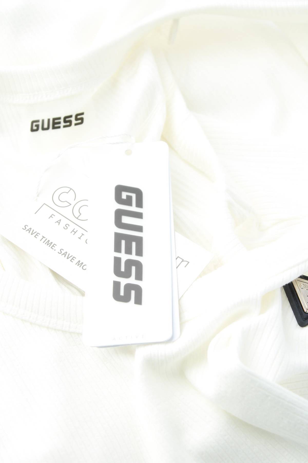 Φορέματα Guess3
