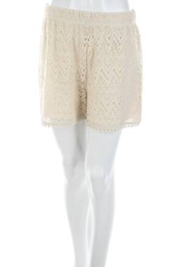 Γυναικείο σορτσάκι Vero Moda1