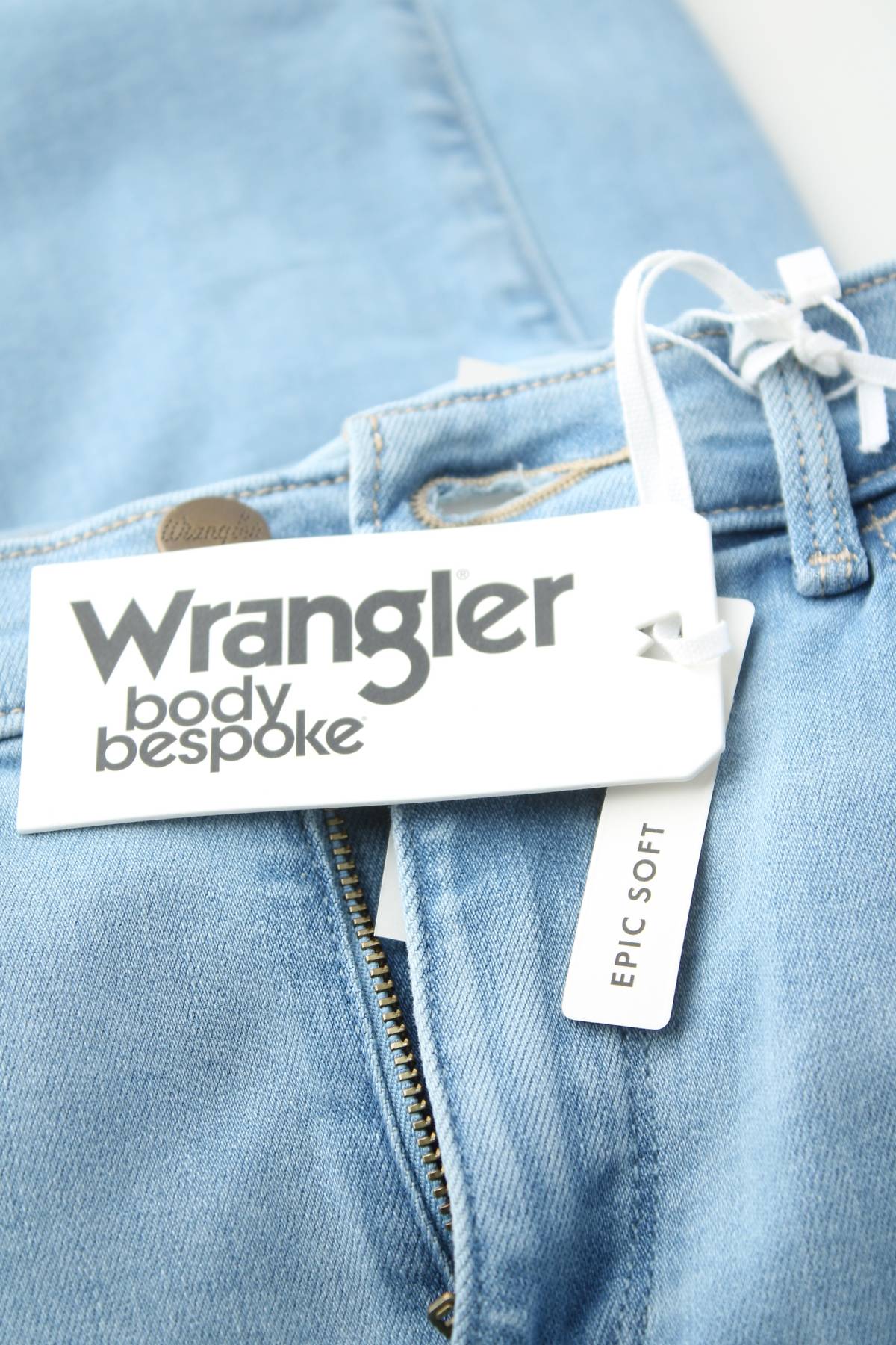 Дамски дънки Wrangler3
