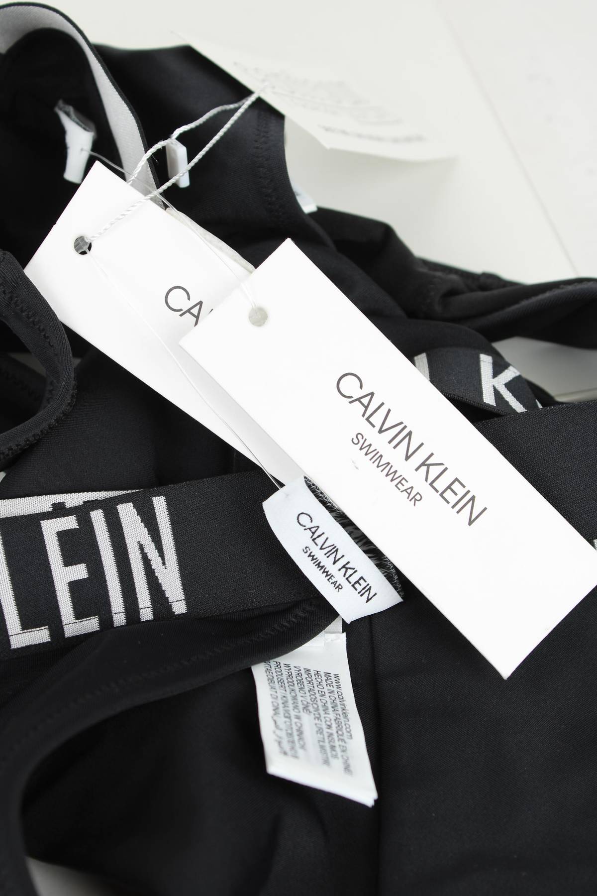 Σετ μαγιό Calvin Klein3 - Contourshop.gr Σετ μαγιό Calvin Klein3