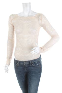 Γυναικεία μπλούζα-κορμάκι Guess1