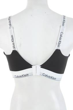 Сутиен Calvin Klein2