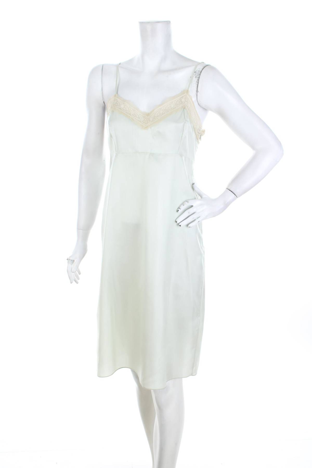 Дамска нощница Hoss Intropia1 - Contour.bg Дамска нощница Hoss Intropia1