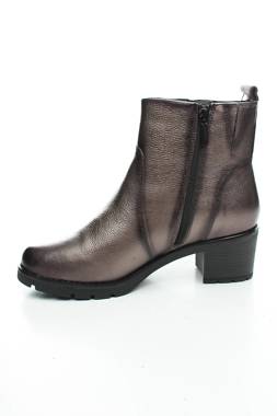 Дамски боти Tamaris2