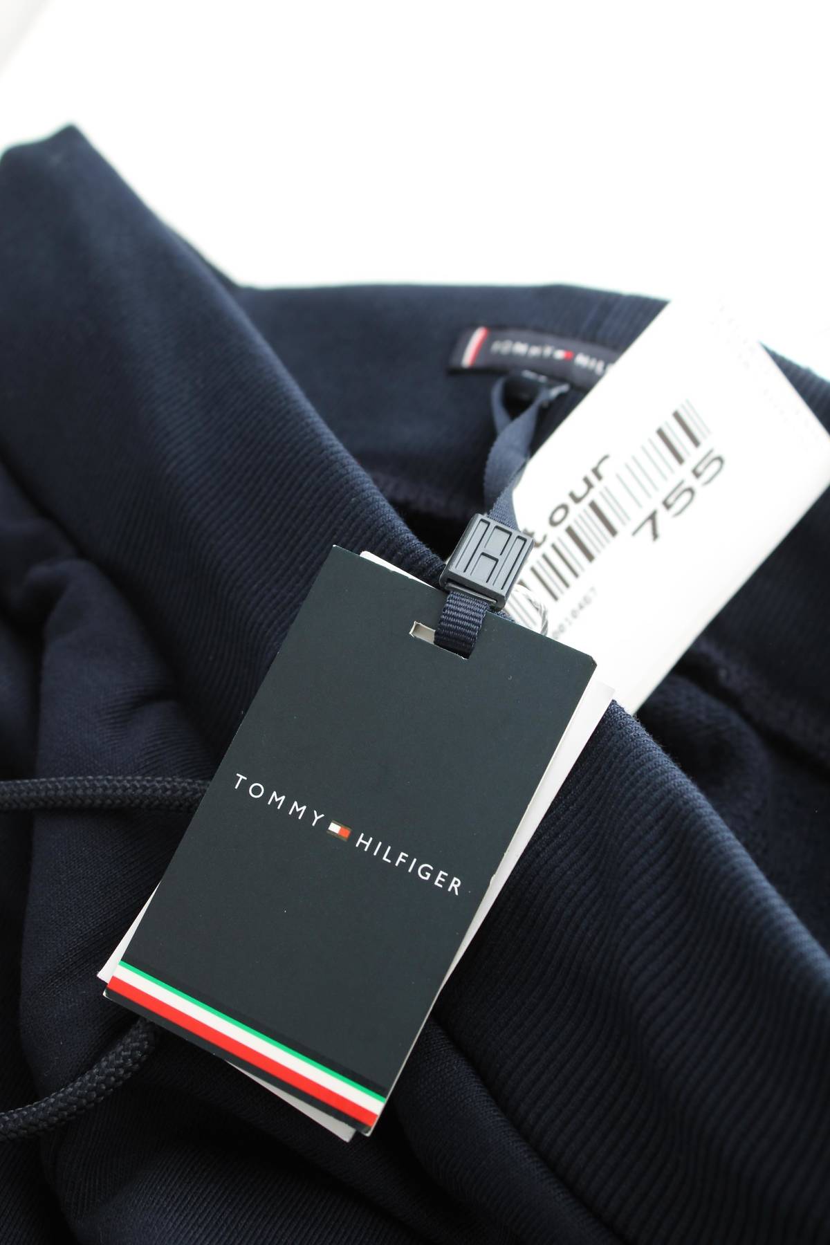 Παιδικά σορτσάκια Tommy Hilfiger3 - Contourshop.gr Παιδικά σορτσάκια Tommy Hilfiger3
