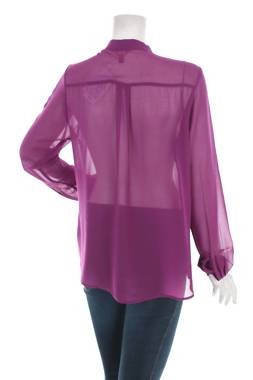 Γυναικεία μπλούζα Guess2