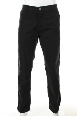 Мъжки панталон Guess1