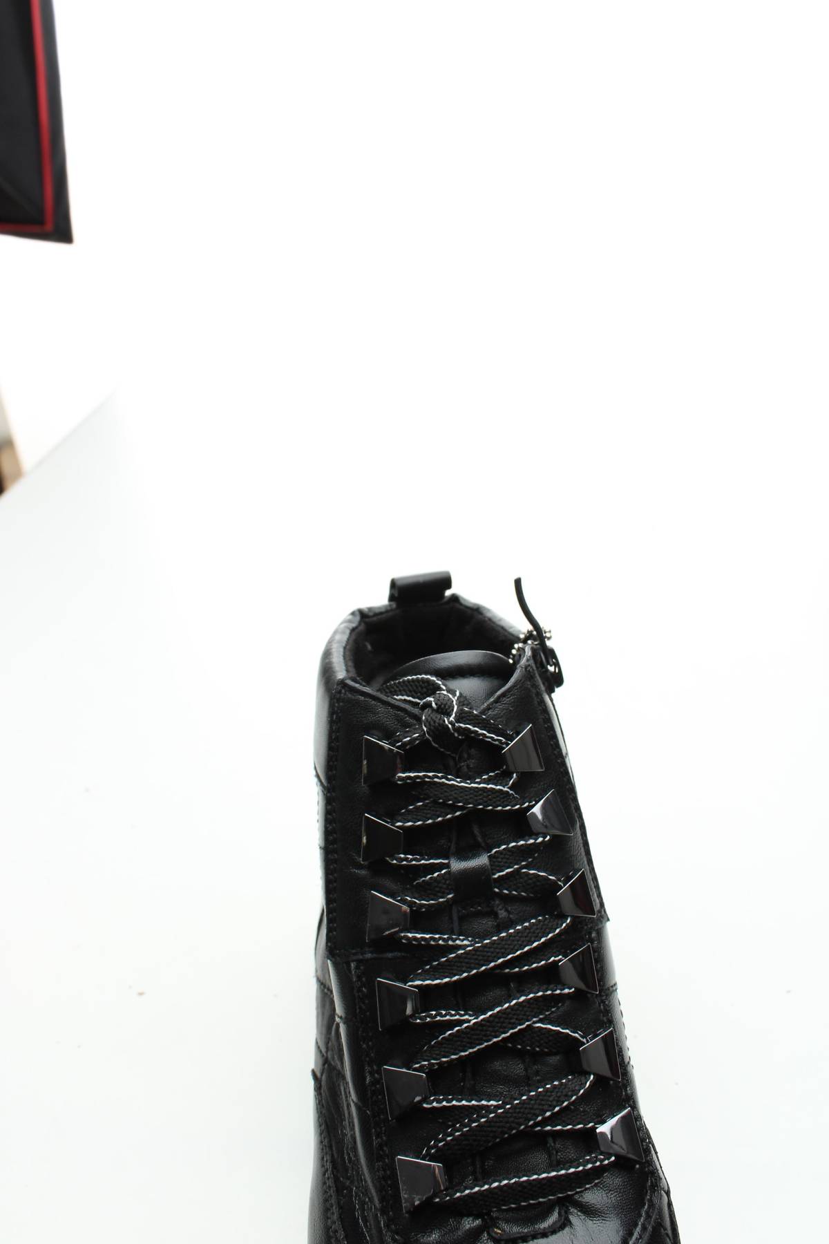 Дамски боти Caprice5