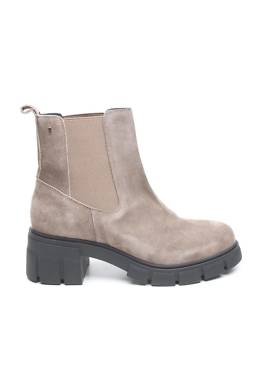 Дамски боти Comma,1