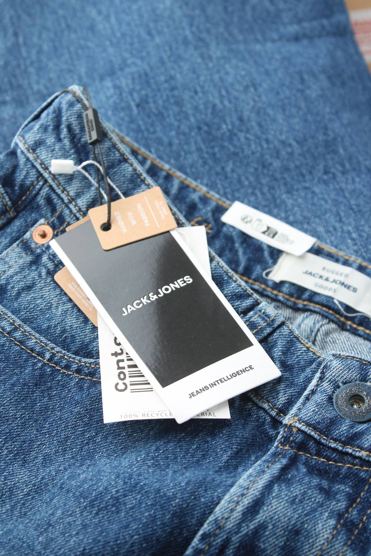Мъжки дънки Jack & Jones3 - Contour.bg Мъжки дънки Jack & Jones3