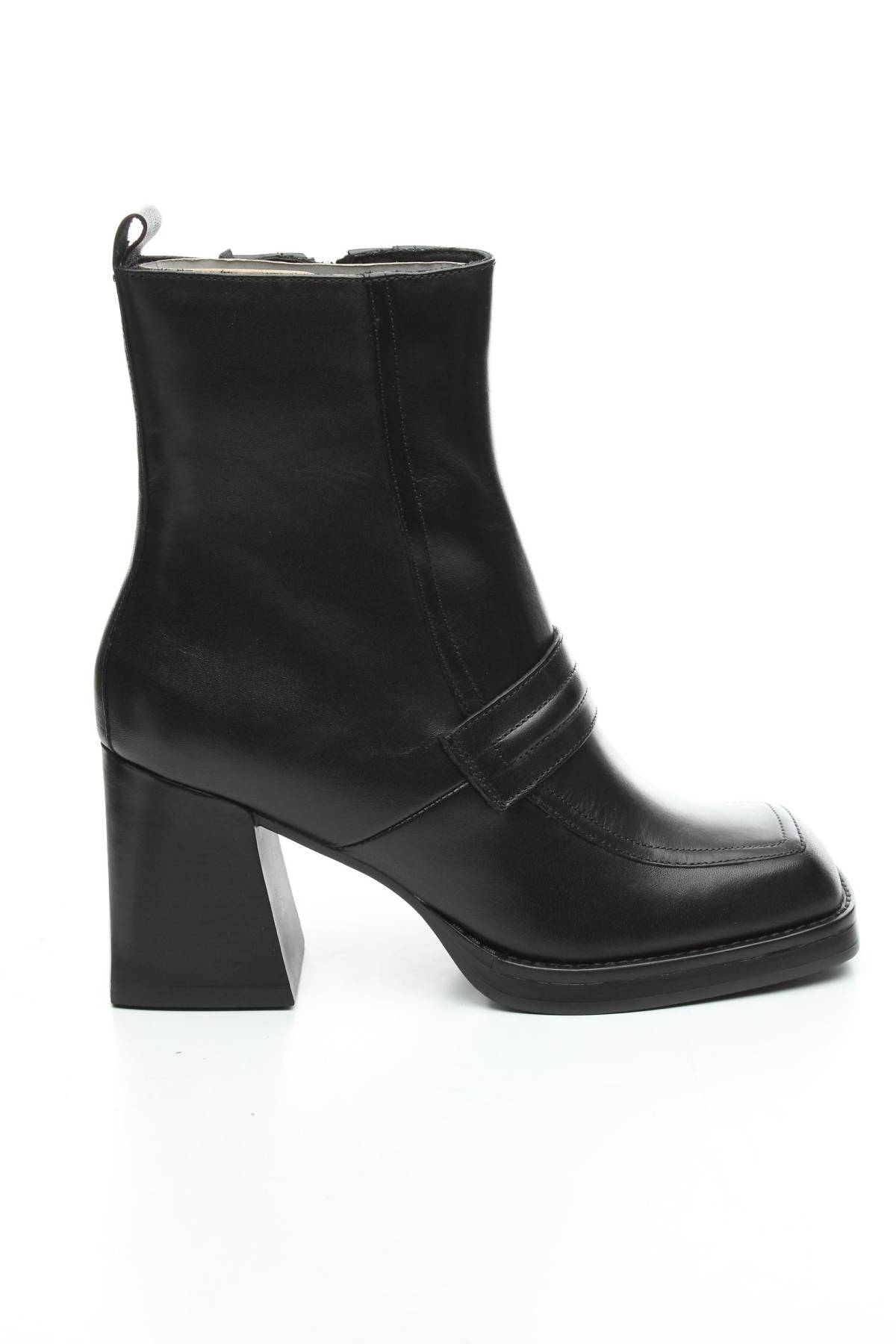 Γυναικεία μποτάκια Tamaris1