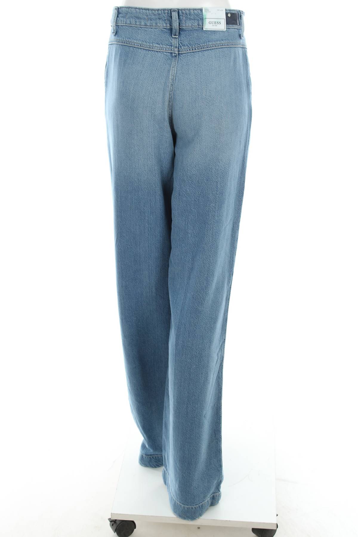 Дамски дънки Guess2