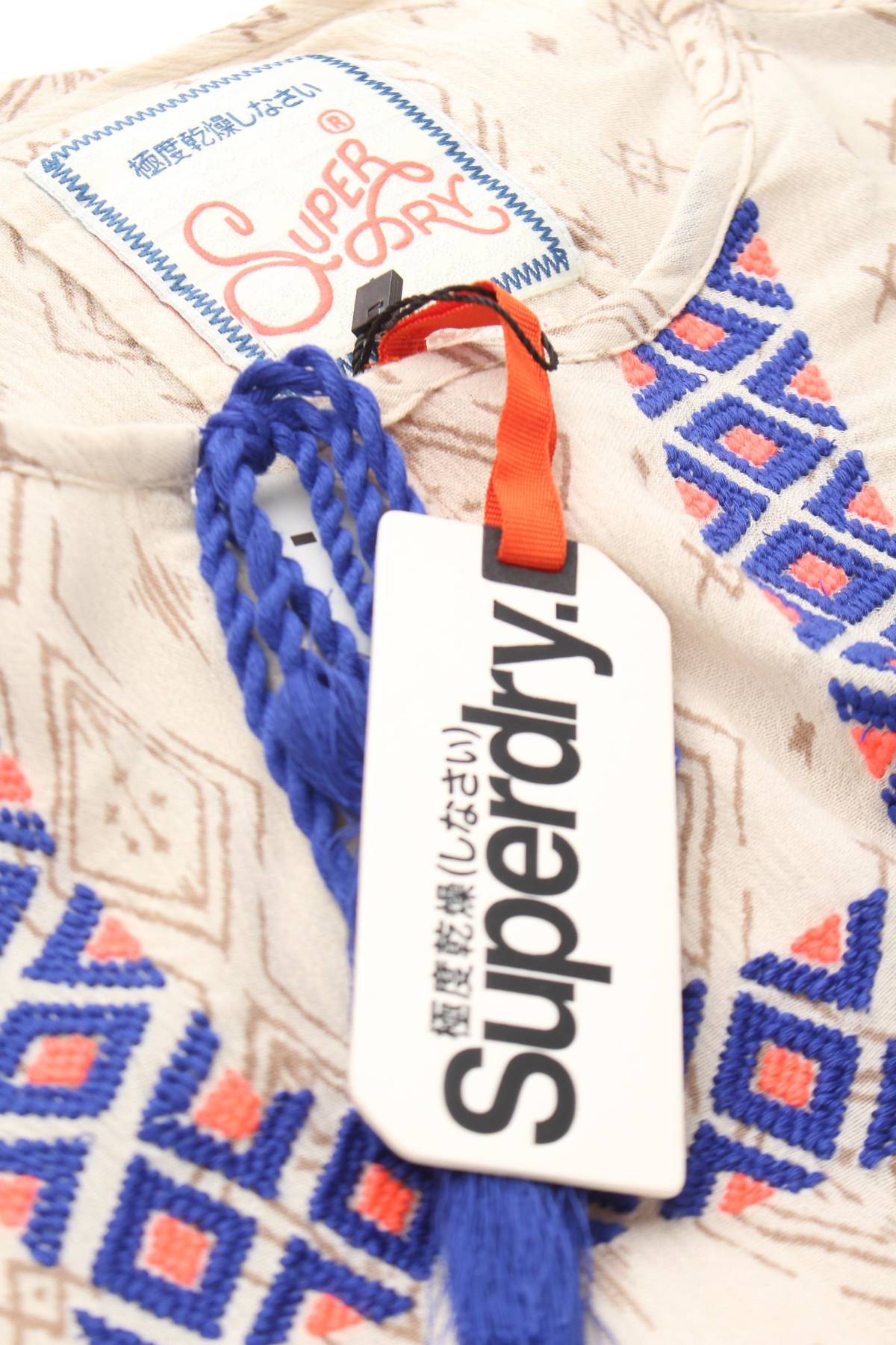 Γυναικεία μπλούζα Superdry3