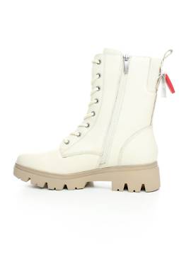 Γυναικεία μποτάκια Tamaris2