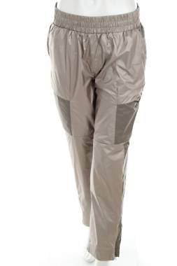 Γυναικείο αθλητικό παντελόνι Guess1