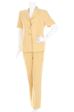 Дамски костюм Le Suit1 - Contour.bg Дамски костюм Le Suit1