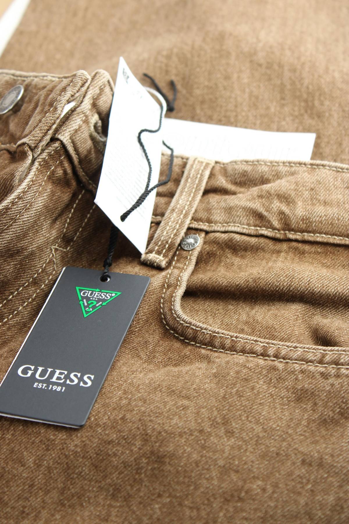 Мъжки дънки Guess3