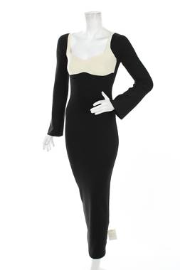 Рокля Pretty Lavish1