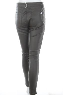 Дамски панталон Chino & Friends2