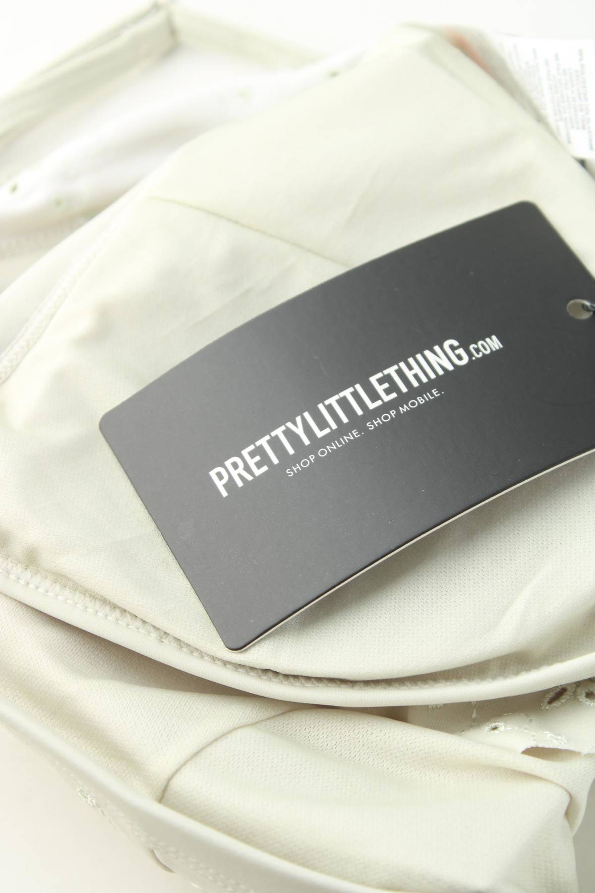 Μαγιό πάνω τμήμα Pretty Little Thing3