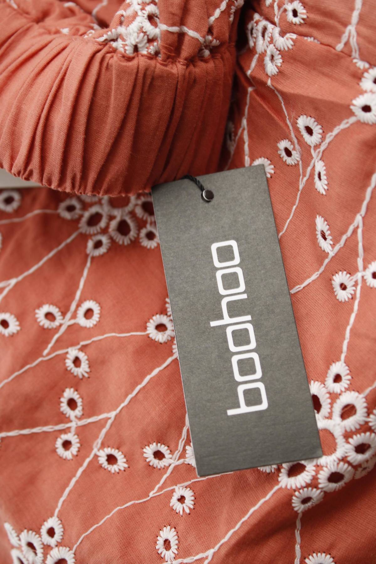 Γυναικείο σορτσάκι Boohoo3 - Contourshop.gr Γυναικείο σορτσάκι Boohoo3