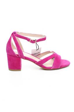 Σανδάλια Anna Field1