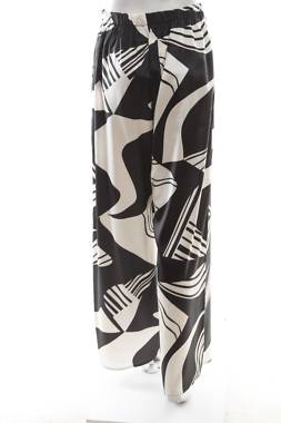 Дамски панталон Boohoo2 - Contour.bg Дамски панталон Boohoo2
