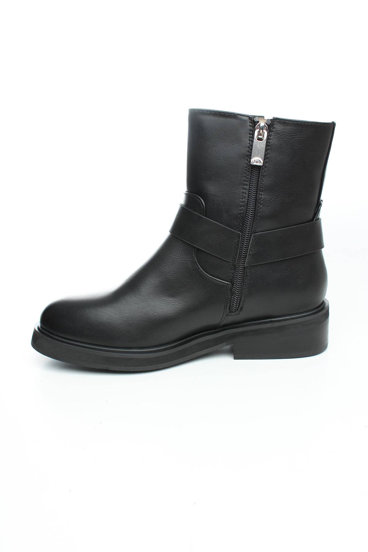 Γυναικεία μποτάκια River Island2