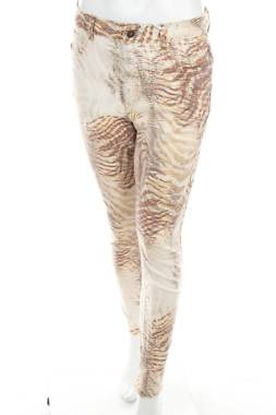 Γυναικείο παντελόνι Guess1