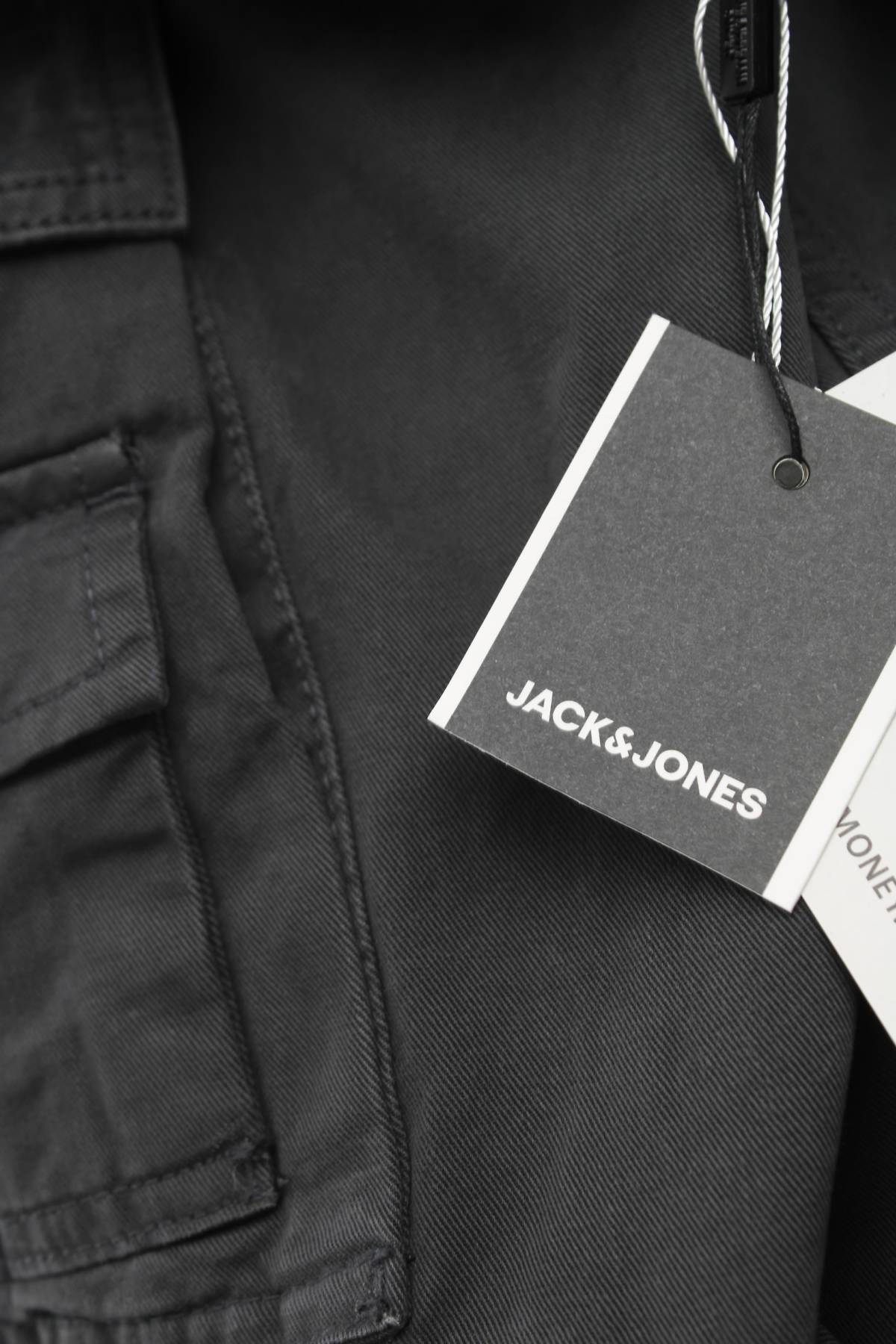 Ανδρικά παντελόνια Jack & Jones3