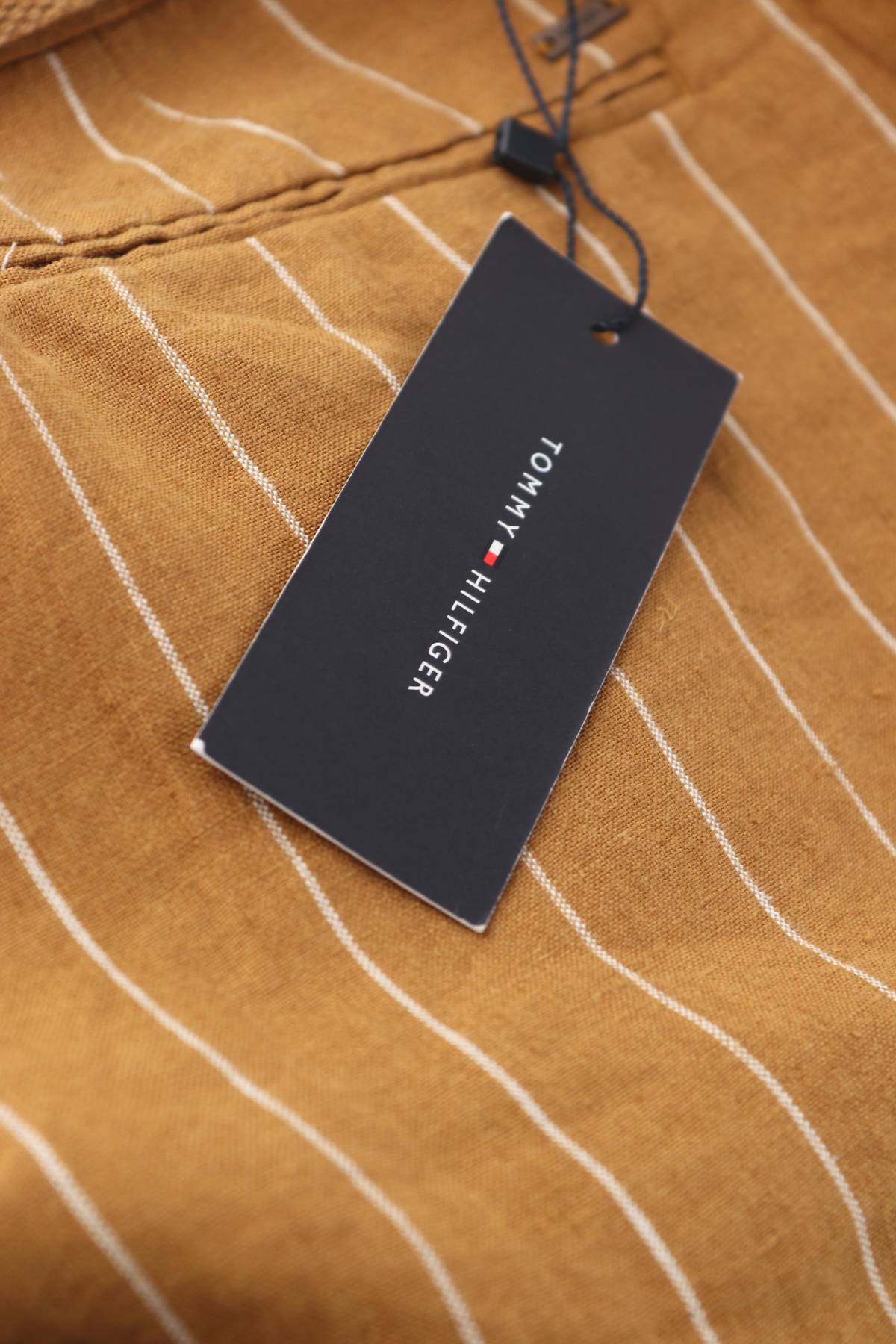 Γυναικείο σορτσάκι Tommy Hilfiger3 - Contourshop.gr Γυναικείο σορτσάκι Tommy Hilfiger3