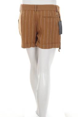 Γυναικείο σορτσάκι Tommy Hilfiger2 - Contourshop.gr Γυναικείο σορτσάκι Tommy Hilfiger2