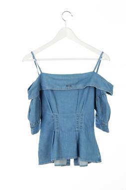 Γυναικεία μπλούζα Guess2