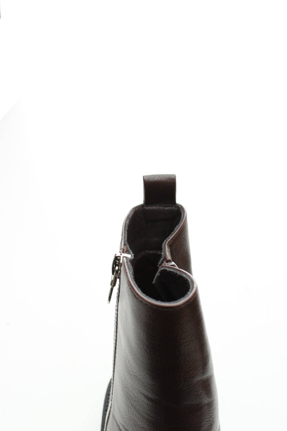 Дамски боти Asos5