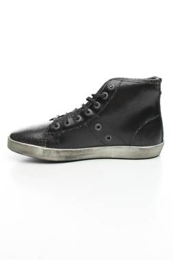 Кецове Ikks2