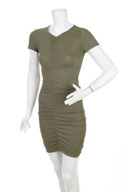 Φορέματα H&M Divided1