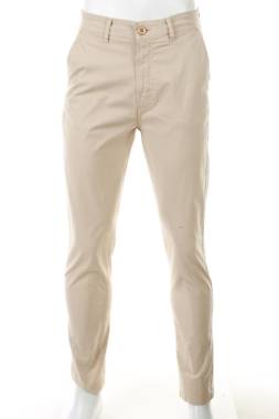 Мъжки панталон Guess1