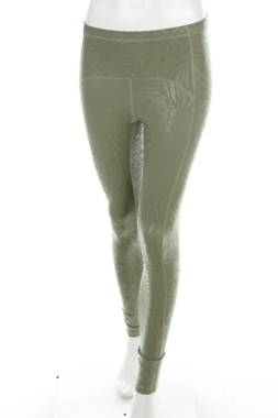 Дамски спортен клин Guess1