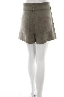 Дамски къс панталон Guess2